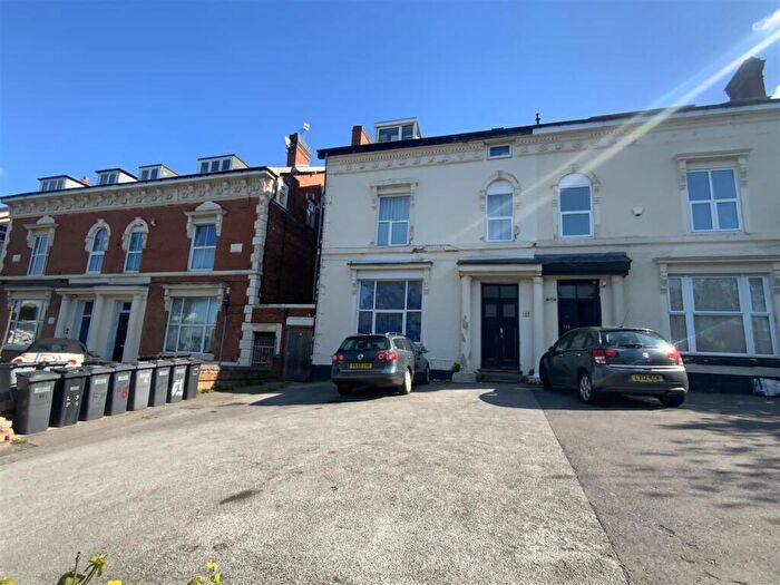 Studio To Rent In Warwick Road, Olton, Solihull, B92