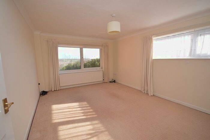 2 Bedroom Flat To Rent In Madrisa Court, New Street, Lymington, Hampshire, SO41