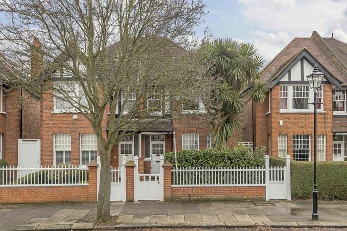 5 Bedroom Property To Rent In Woodstock Road, London, W4