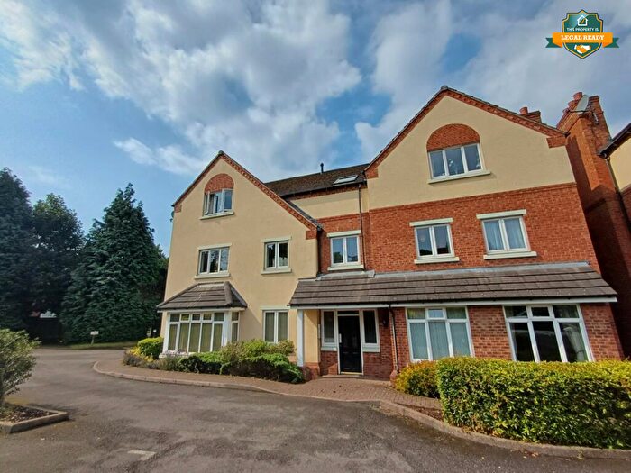 2 Bedroom Maisonette For Sale In Lichfield Road, Four Oaks, Sutton Coldfield, B74