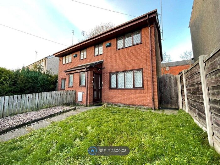 3 Bedroom Semi-Detached House To Rent In Foxall Street, Middleton, Manchester, M24