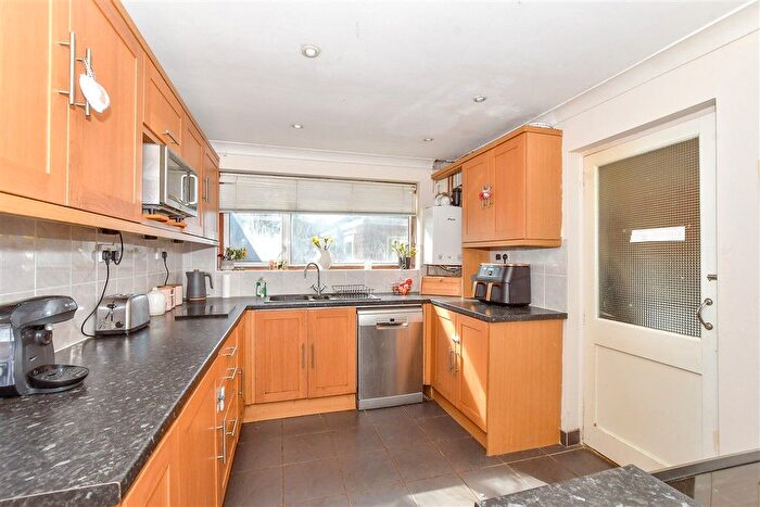 6 Bedroom Detached House For Sale In Elmleigh Road, Havant, Hampshire, PO9