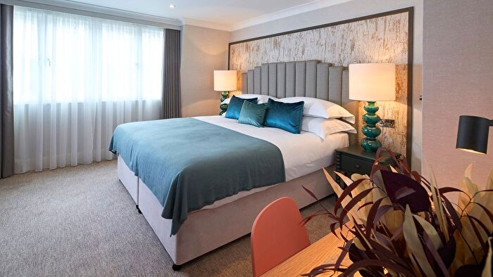 3 Bedroom Terraced House To Rent In Cheval Place, London, SW7