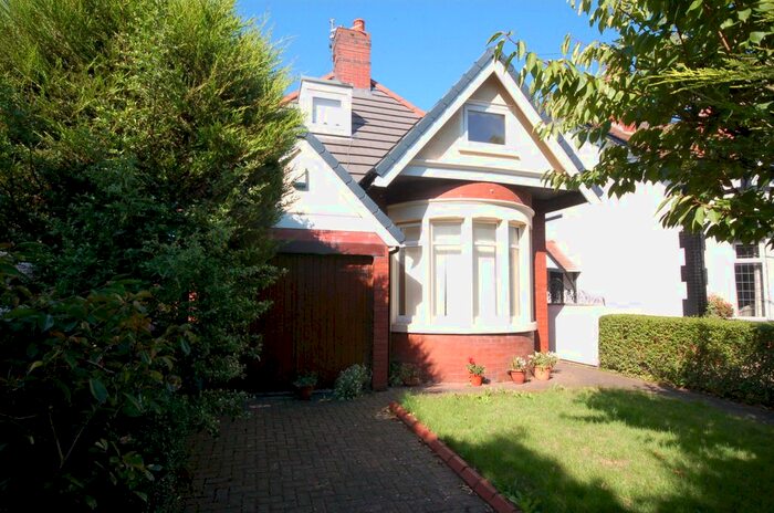 houses-for-sale-to-rent-in-fy1-6db-shaw-road-bloomfield-blackpool