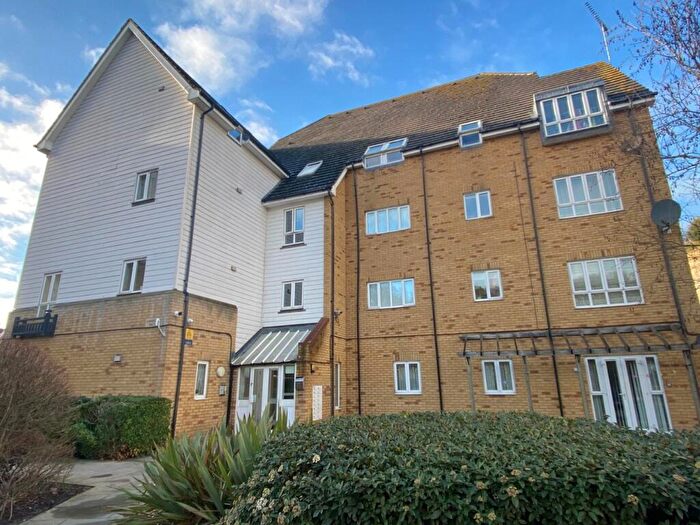2 Bedroom Apartment To Rent In Compass Court, Waterside, Gravesend, Kent, DA11