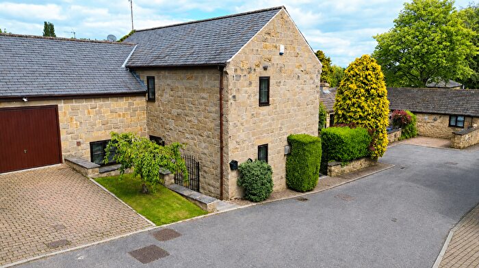 4 Bedroom Link Detached House For Sale In Orchard Court, Badsworth, Pontefract, WF9
