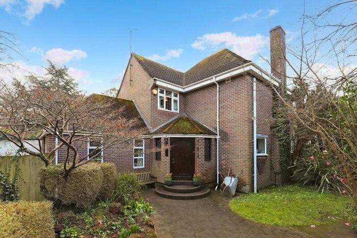 4 Bedroom Detached House To Rent In St. Leonards Rd, Exeter, EX2