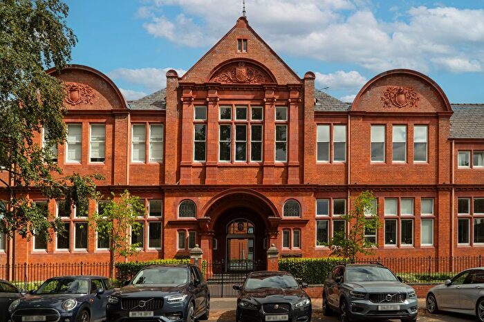 2 Bedroom Flat For Sale In Avenue Road, Leamington Spa, CV31