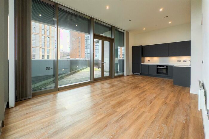 2 Bedroom Property To Rent In Oxygen Tower, M1