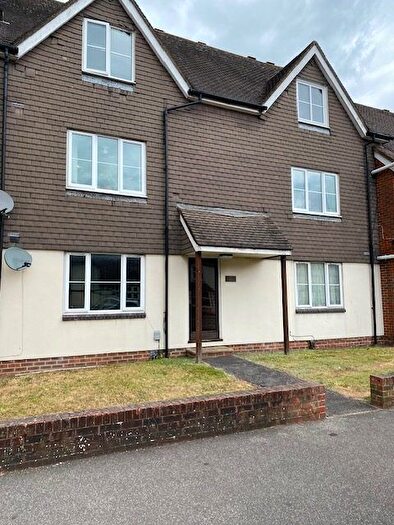 1 Bedroom Flat To Rent In St. Thomas Court, Thatcham, RG18