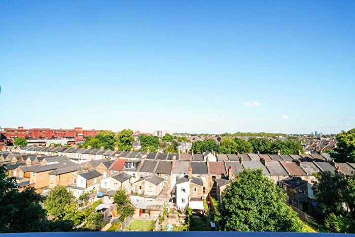 1 Bedroom Apartment For Sale In Flat, Azure House, Brook Road, London, N8