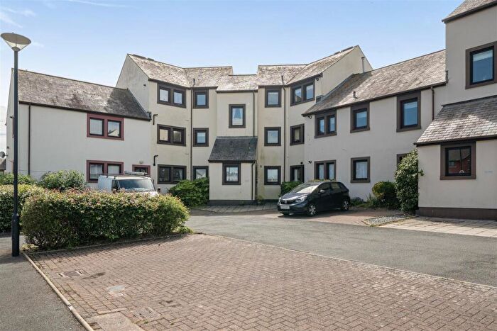 2 Bedroom Flat For Sale In Ritson Wharf, Maryport, CA15