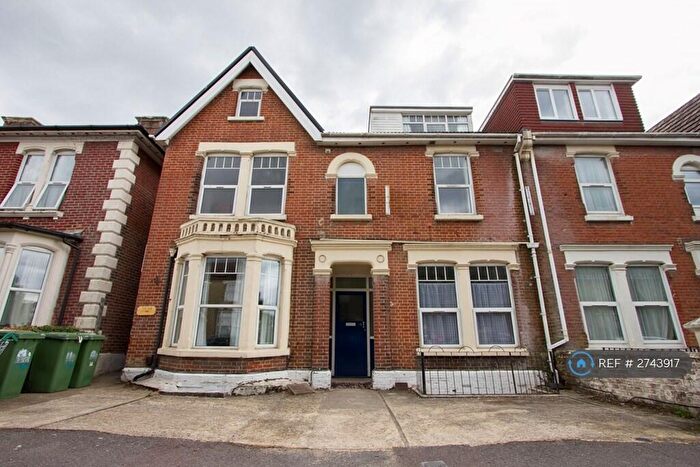8 Bedroom Semi Detached House To Rent In Belmont Road, Southampton, SO17