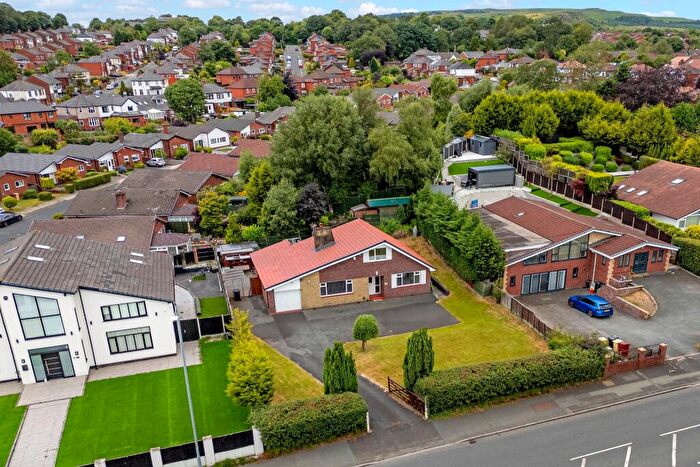 4 Bedroom Detached House For Sale In Blackburn Road, Sharples, Bolton, BL1