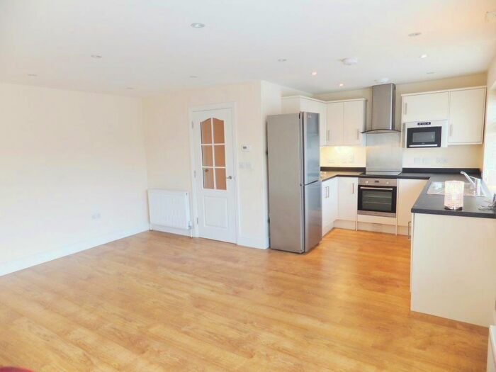 1 Bedroom Flat To Rent In London Road, Riverhead, Sevenoaks, TN13