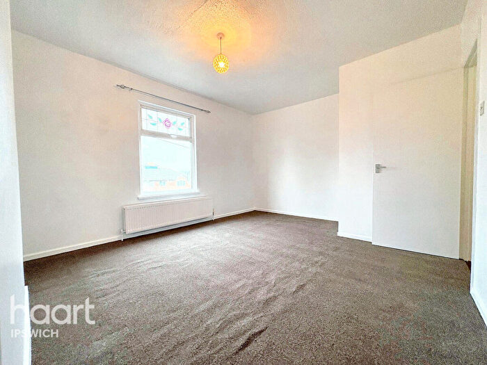 3 Bedroom Terraced House For Sale In Wherstead Road, Ipswich, IP2