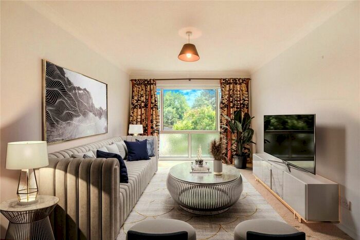 2 Bedroom Apartment To Rent In Burwood Court, Goldlay Avenue, Old Moulsham, Chelmsford, CM2