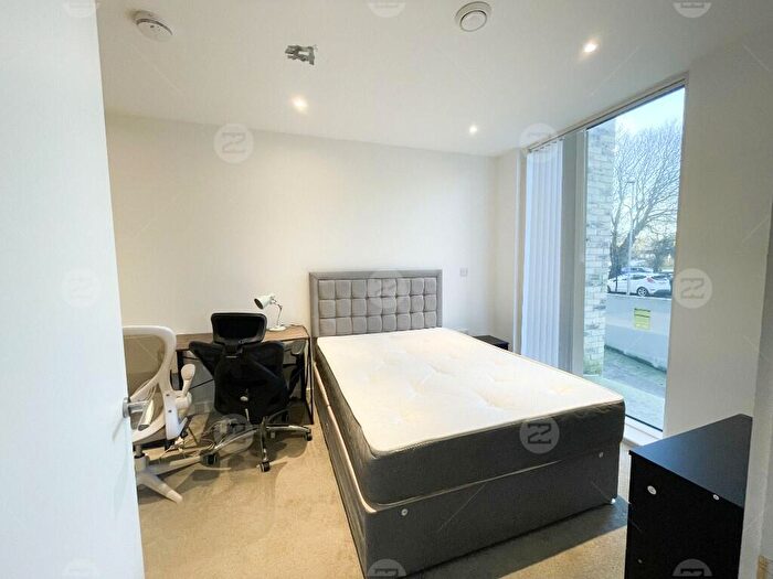 2 Bedroom Apartment To Rent In Burlington Square, Boundary Lane, Manchester, Greater Manchester, M15