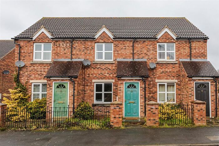 2 Bedroom Terraced House To Rent In Dean Road, Scunthorpe, DN17
