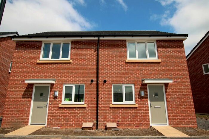 2 Bedroom Semi-Detached House To Rent In Hillmorton Road, Coventry, CV2