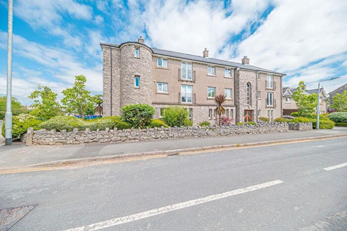 2 Bedroom Flat For Sale In Flat, Weavers Court, Queen Katherine Street, Kendal, LA9