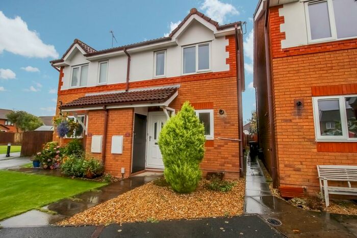 2 Bedroom Semi-Detached House To Rent In Moorhen Close, Covingham, Swindon, SN3