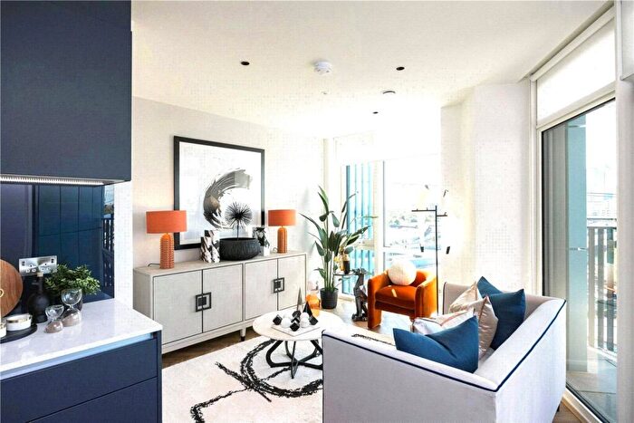 2 Bedroom Apartment For Sale In Cerulean Quarter, Manor Road, Canning Town, E16