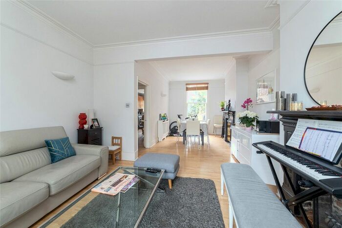 4 Bedroom Terraced House To Rent In Pattison Road, Childs Hill, NW2