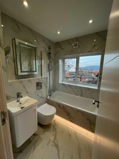 1 Bedroom Flat To Rent In Meadrow, Godalming, Surrey, GU7