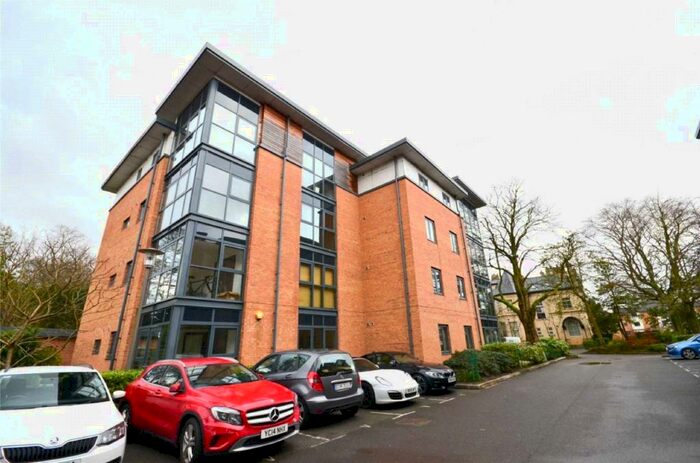 2 Bedroom Apartment To Rent In Larke Rise, Didsbury, Manchester, M20