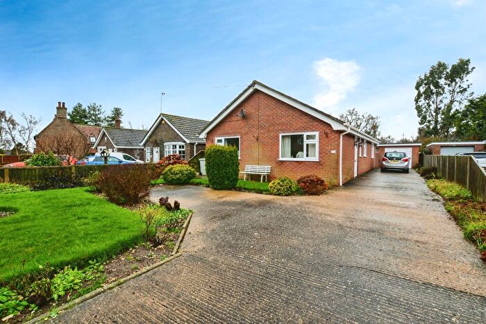 3 Bedroom Detached Bungalow For Sale In South End, Hogsthorpe, Skegness, PE24