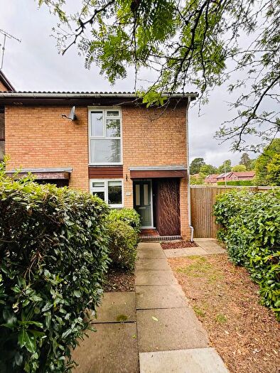 2 Bedroom End Of Terrace House To Rent In Tudor Close, East Grinstead, RH19