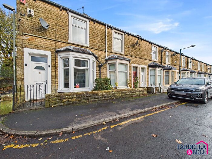 3 Bedroom End Terrace House For Sale In Thurston Street, Burnley, BB11