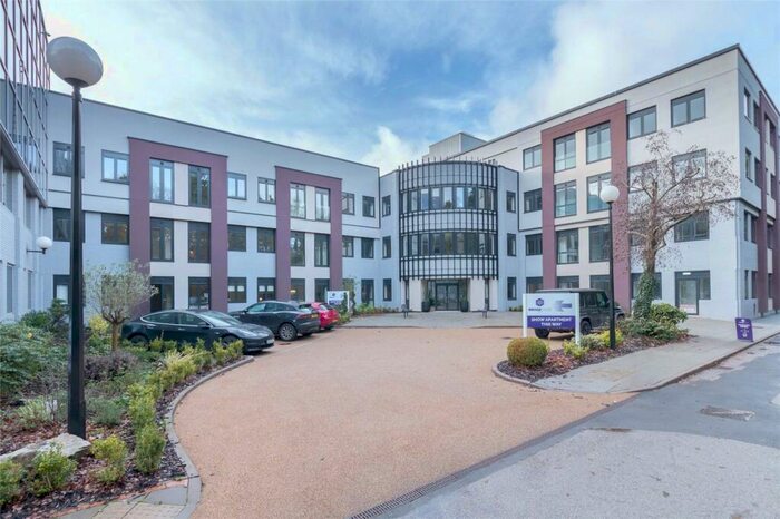 Apartment To Rent In Broadoaks, Streetsbrook Road, Solihull, West Midlands, B91