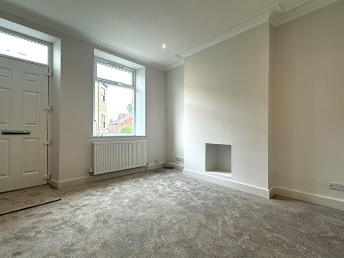 2 Bedroom End Of Terrace House To Rent In Parsonage Crescent, Walkley, Sheffield, S6