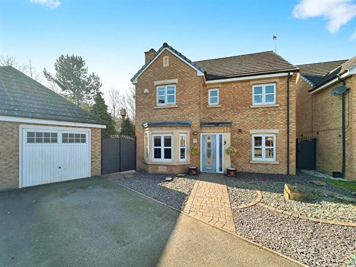 4 Bedroom Detached House For Sale In Chevening Park, Kingswood, HU7