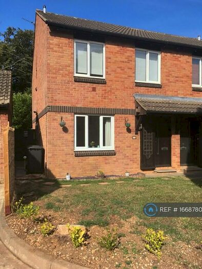1 Bedroom Maisonette To Rent In Ruskin Close, Basingstoke, RG21