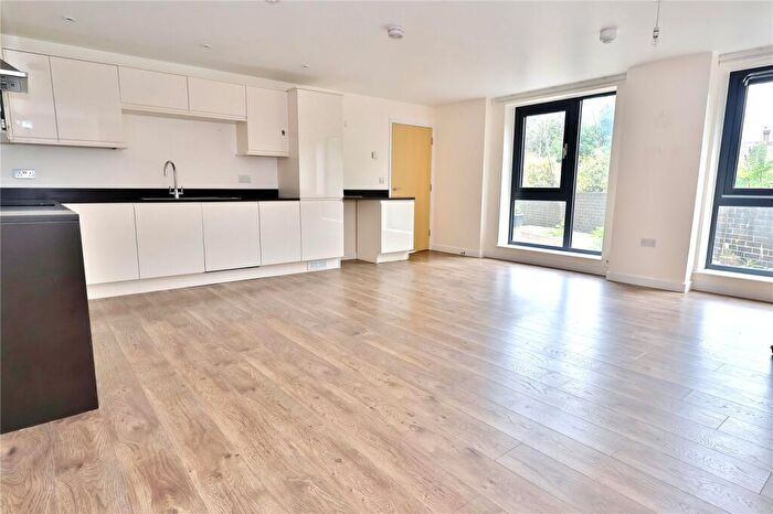 2 Bedroom Maisonette For Sale In Guildford Road, Woking, Surrey, GU22