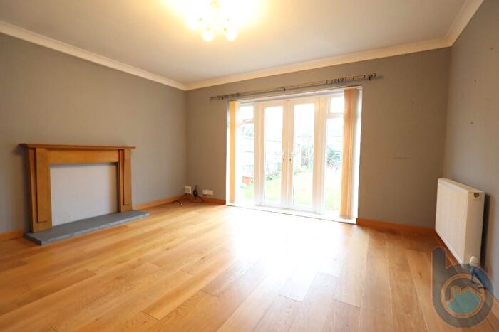 4 Bedroom Detached House To Rent In Kings Road, Oakham, Rutland, LE15