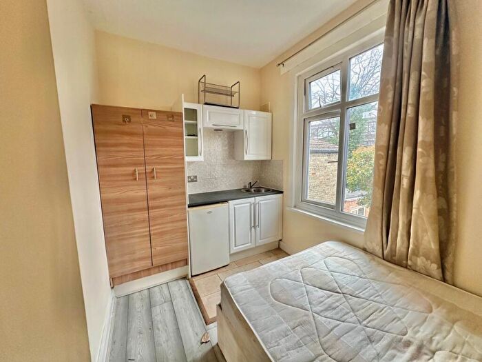 1 Bedroom Flat To Rent In Langham Road, Tottenham, N15