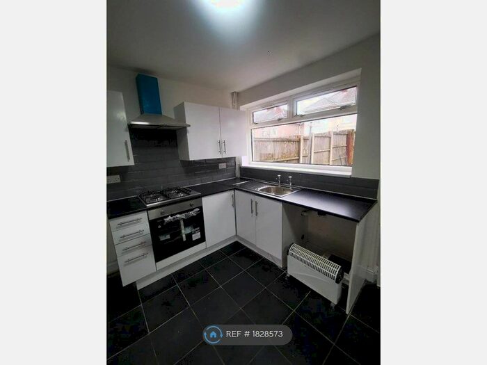 3 Bedroom Terraced House To Rent In Marsh Avenue, Bootle, L20