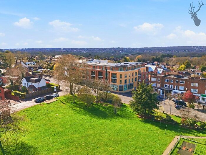 2 Bedroom Flat For Sale In High Road, Chigwell, IG7
