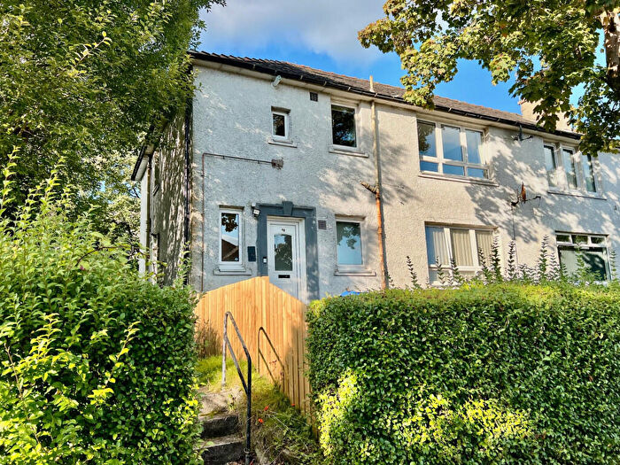 2 Bedroom Flat For Sale In Maple Drive, Clydebank, G81