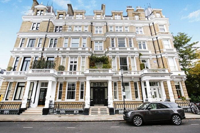 3 Bedroom Flat For Sale In Arundel House, Cornwall Gardens, London, SW7