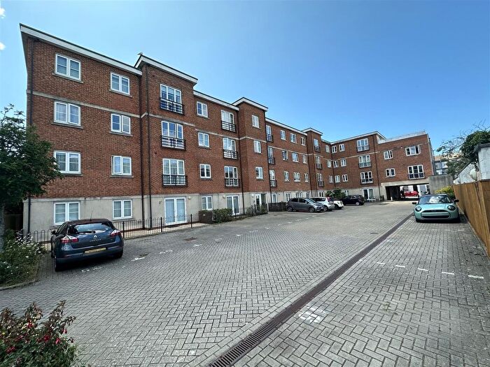 2 Bedroom Flat To Rent In Discovery House, Susans Road, Eastbourne, BN21