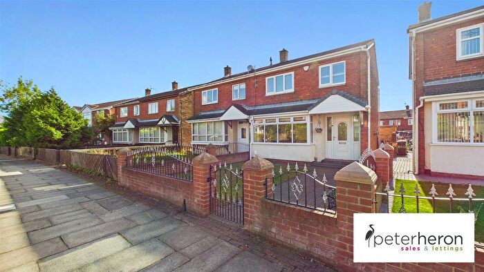 3 Bedroom Semi-detached House For Sale In Benton Avenue, Town End Farm, Sunderland, SR5