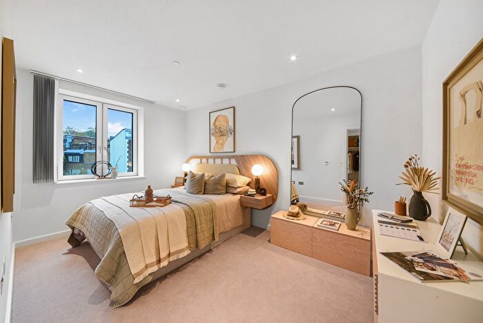 2 Bedroom Flat For Sale In Eeko, Camden, NW1