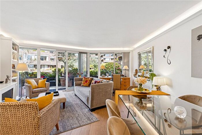 2 Bedroom Flat For Sale In Stevenage Road, London, SW6