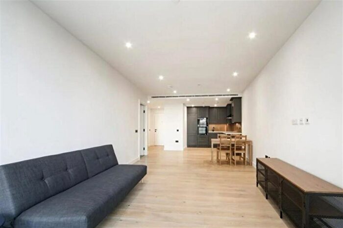 1 Bedroom Apartment To Rent In Emery Way, London Dock, E1W