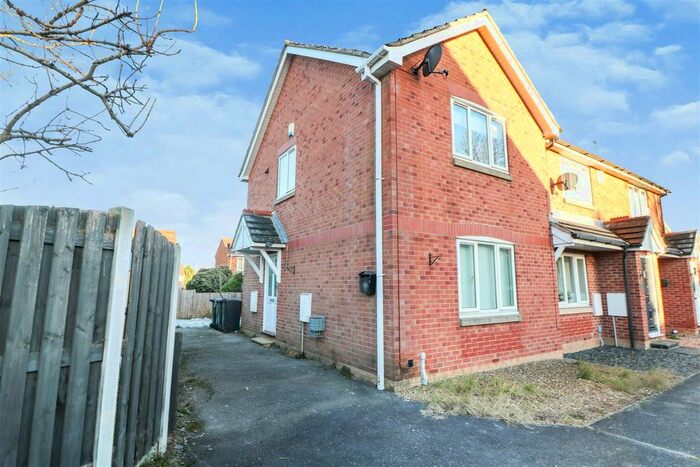 2 Bedroom End Of Terrace House To Rent In Ash Court, Maltby, Rotherham, S66